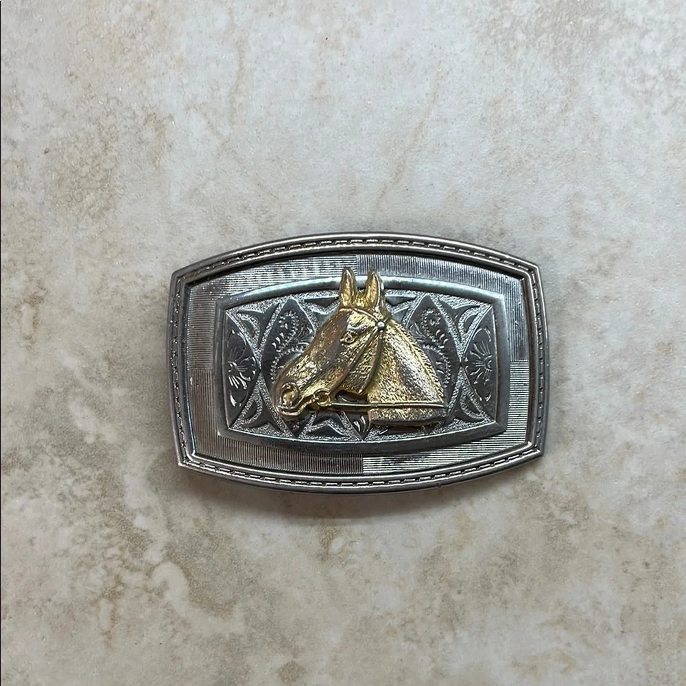 Western Belt Buckle Horse Head Cowboy Girl Gold Accent Silver Tone Rodeo